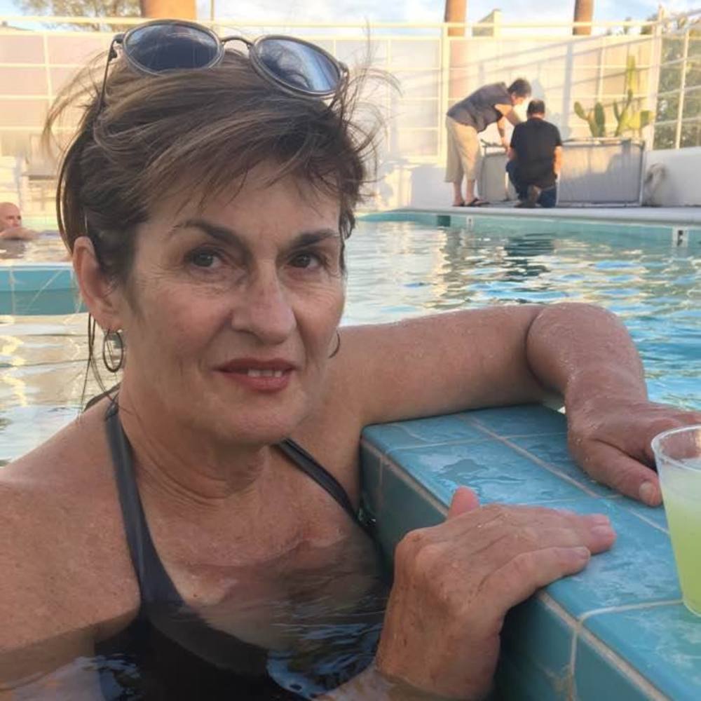 Meet your Posher, Debra
